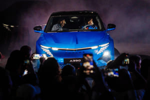 【ディエップ現地取材】新型アルピーヌ「A390」の開発目標は「5人乗りのA110」。2.2トンのBEVはいかにして軽快さを手に入れたか