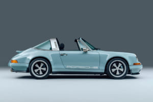 セオン・デザイン（Theon Design）が手掛けたタイプ964 ポルシェ911のレストモッド