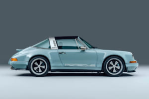 セオン・デザイン（Theon Design）が手掛けたタイプ964 ポルシェ911のレストモッド