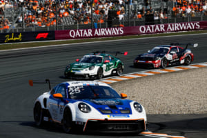 ポルシェ・モービル1スーパーカップ 2025年第7戦公式予選を走るポルシェ911 GT3カップ