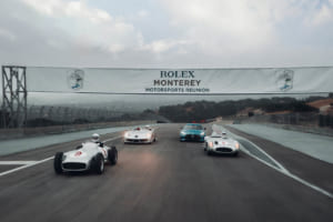 ラグナ・セカではW 196 Rがデモ走行を行い、さらに1955年製の300 SLRレーシングスポーツカー（W 196 S）と、2009年製のSLRマクラーレン・スターリング・モス（Z 199）も登場