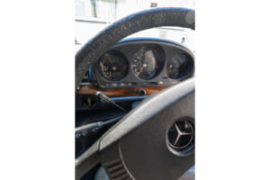 メルセデス・ベンツ 450 SEL 6.9（116型）のクルーズコントロールレバー