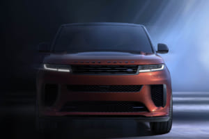 【速報】635ps、76kg軽量化！「レンジローバー スポーツSV カーボン」世界初公開。シリーズを完成させる“第3のSV”登場