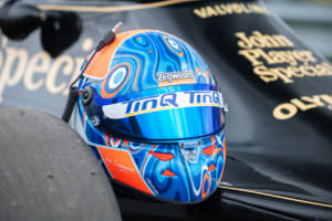 ヤン・ラマースが英国へセルで因縁のF1マシン、ロータス・タイプ79に再会。