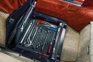 1958年製ポルシェ356Aクーペの工具類