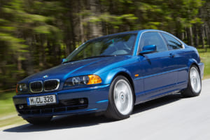 歴代最高の326万台を売り上げた4代目BMW「3シリーズ」（E46）、“駆けぬける歓び”を完成させた1台【3シリーズ半世紀の軌跡_05】