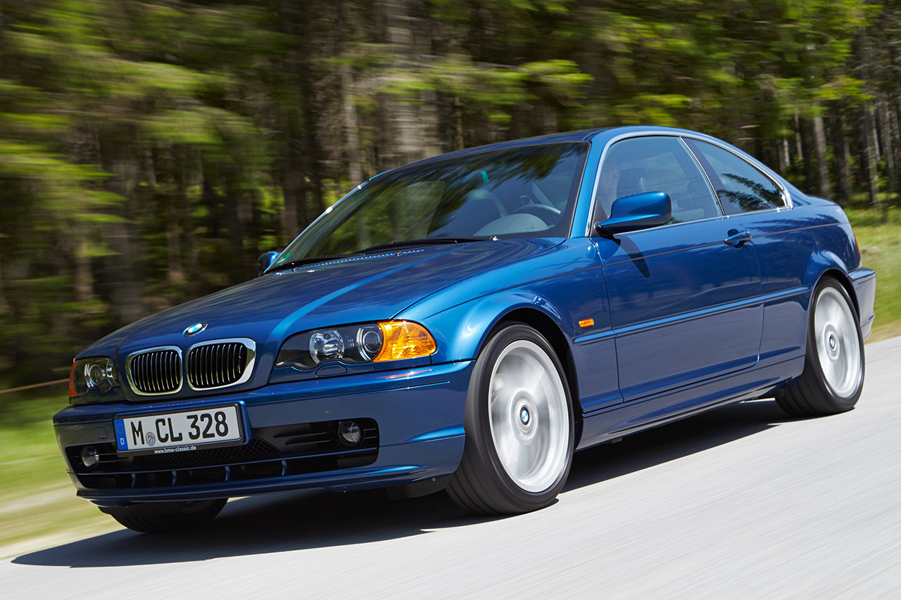 歴代最高の326万台を売り上げた4代目BMW「3シリーズ」（E46）、“駆けぬける歓び”を完成させた1台【3シリーズ半世紀の軌跡_05】