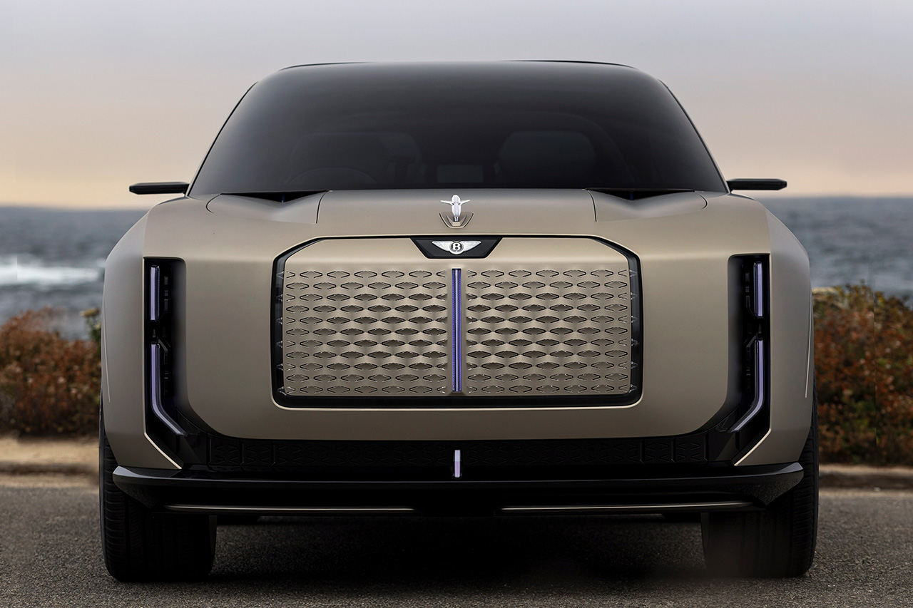“ブルートレイン”の魂を宿す、未来のEV。ベントレー「EXP 15」がペブルビーチで世界初公開