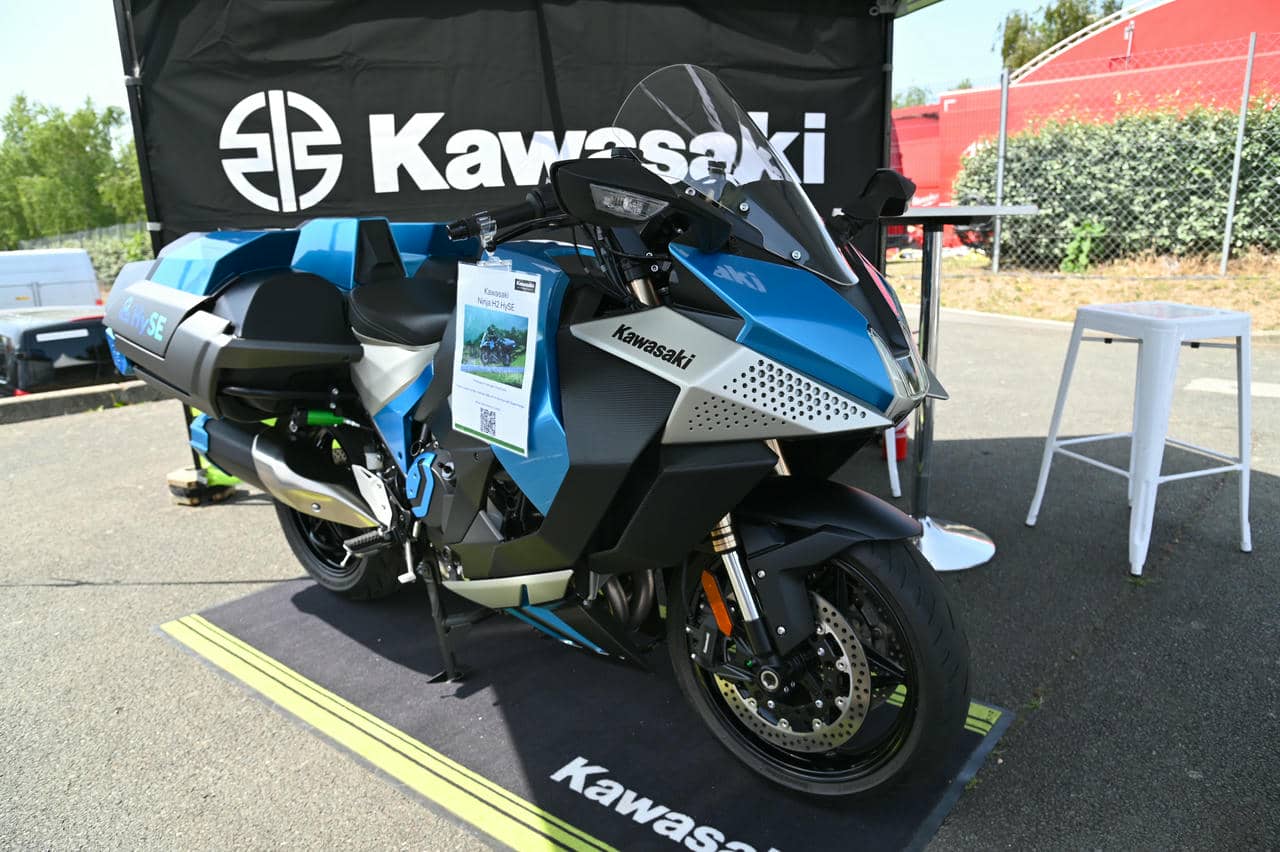 Kawasakiの水素バイク