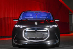 【速報】未来の超高級ミニバン「メルセデス・ベンツ・ビジョンV」が米国上陸！ 後席は“走るプライベートラウンジ”