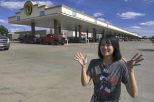 ガソリンスタンドは観光名所だった。米国「ルート66」の旅で見た、テキサスの巨大給油所「バッキーズ」の衝撃