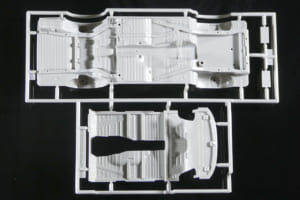 ハセガワ1/24スケール・プラモデル「ニッサン スカイライン 2000ターボRS（R30）前期型 (1983)」