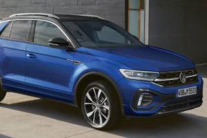 人気オプション標準装備で価格は据え置き以上に。VW「T-Roc」、”傑作”の名を持つ特別仕様車「マイスターヴェルク」を発売