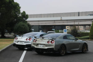 R35 GT-R最終生産車オフライン式。