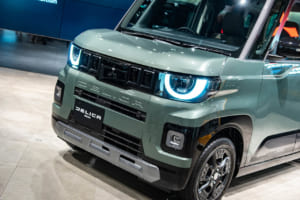 異例の2年で新型へ。三菱の覚悟が宿る“軽の常識を破壊する”新型「デリカミニ」のクラスレスな価値