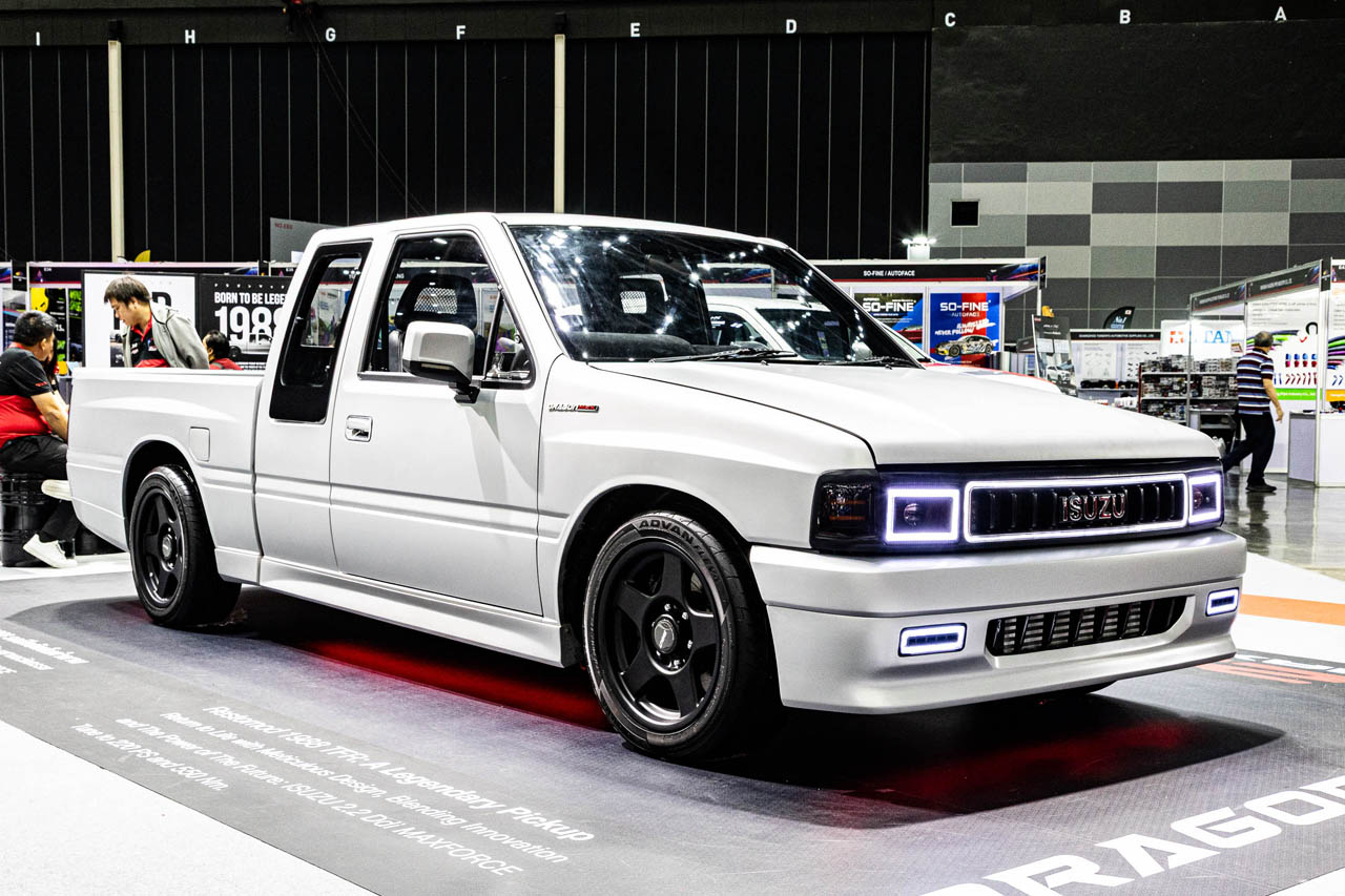 88年式いすゞが魔改造で復活！ 日本未導入のトヨタ新型車も熱い、タイの最新カスタム事情【バンコクオートサロン2025】