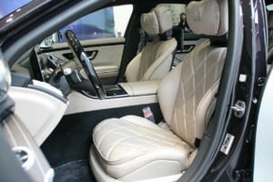 メルセデス・マイバッハ S680 エディション ノーザン ライツ