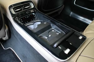 メルセデス・マイバッハ S680 エディション ノーザン ライツ