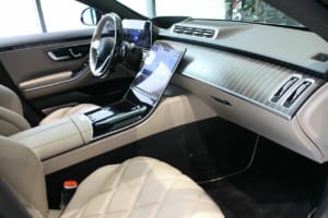 メルセデス・マイバッハ S680 エディション ノーザン ライツ