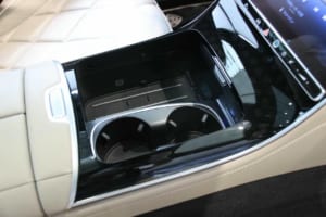 メルセデス・マイバッハ S680 エディション ノーザン ライツ