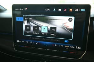 VWゴルフ eTSI