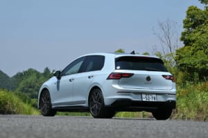 VWゴルフ eTSI