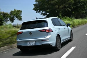 VWゴルフ eTSI