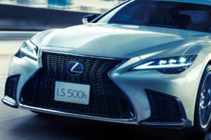 新型レクサスLS、いったい何が変わった？ 9月25日発売の一部改良モデル、変更点を速報解説