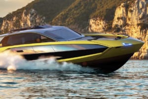 7600馬力の“猛牛”が海を駆ける！ ランボルギーニが新型ヨット「テクノマール 101FT」を世界初公開