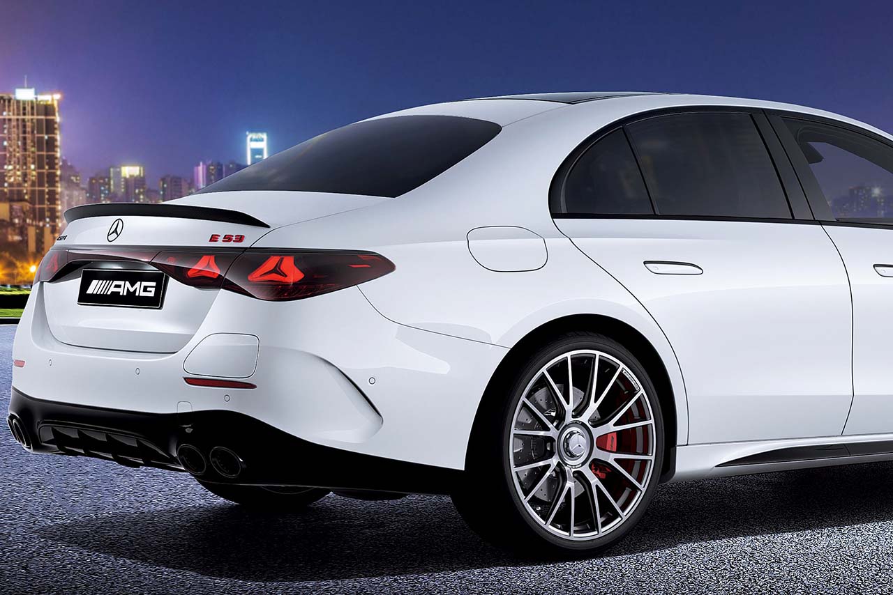限定150台、漆黒のディテールを纏う。メルセデスAMG E53 PHEVに特別仕様車「エディションナイトカーボン」が登場