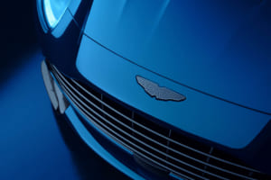 アストン・マーティン DB12 S