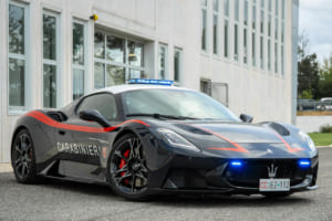 マセラティMCプーラ カラビニエリ仕様