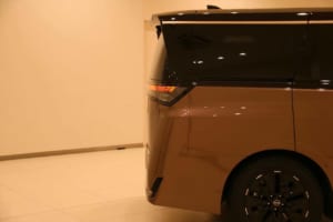 日産エルグランド