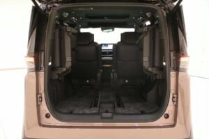 日産エルグランド