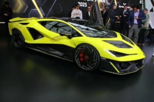 ランボルギーニ・フェノメノ