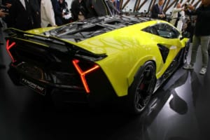 ランボルギーニ・フェノメノ