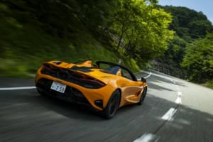 マクラーレン750Sスパイダー