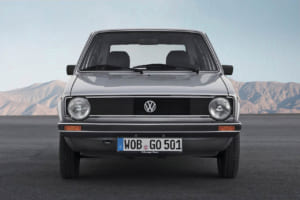 フォルクスワーゲン・タイプ1の後継車となった1974年ゴルフ1。