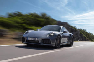 2025年911ターボS。