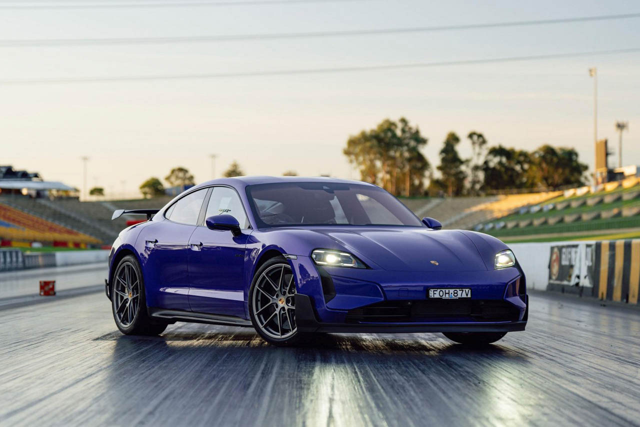 2025年タイカン・ターボGT。