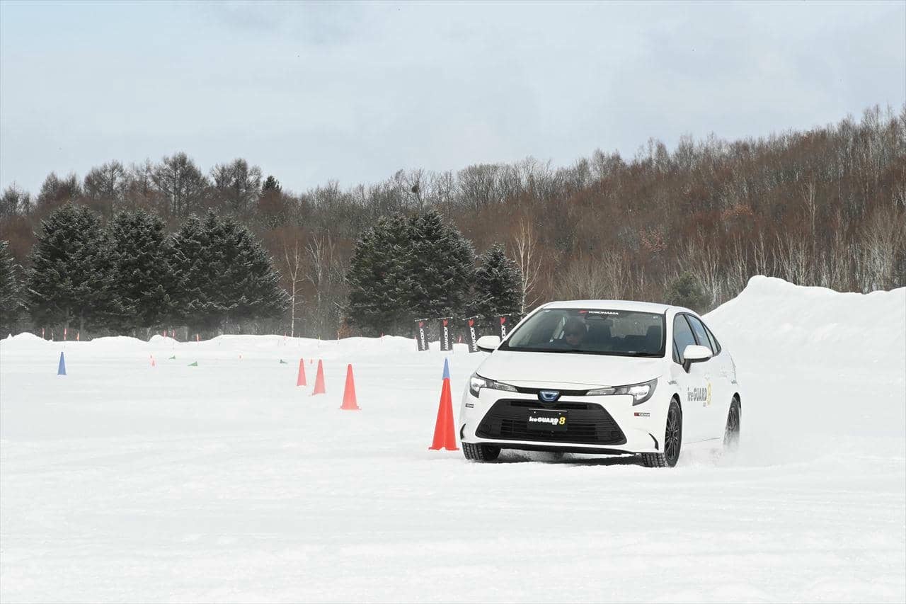 ヨコハマ アイスガード8