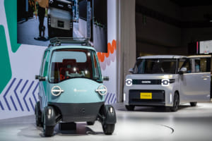 コペンの未来は“FR”へ。ダイハツ、「K-OPEN」と「ミゼットX」を世界初公開。“小さな回答”をJMS 2025で提示