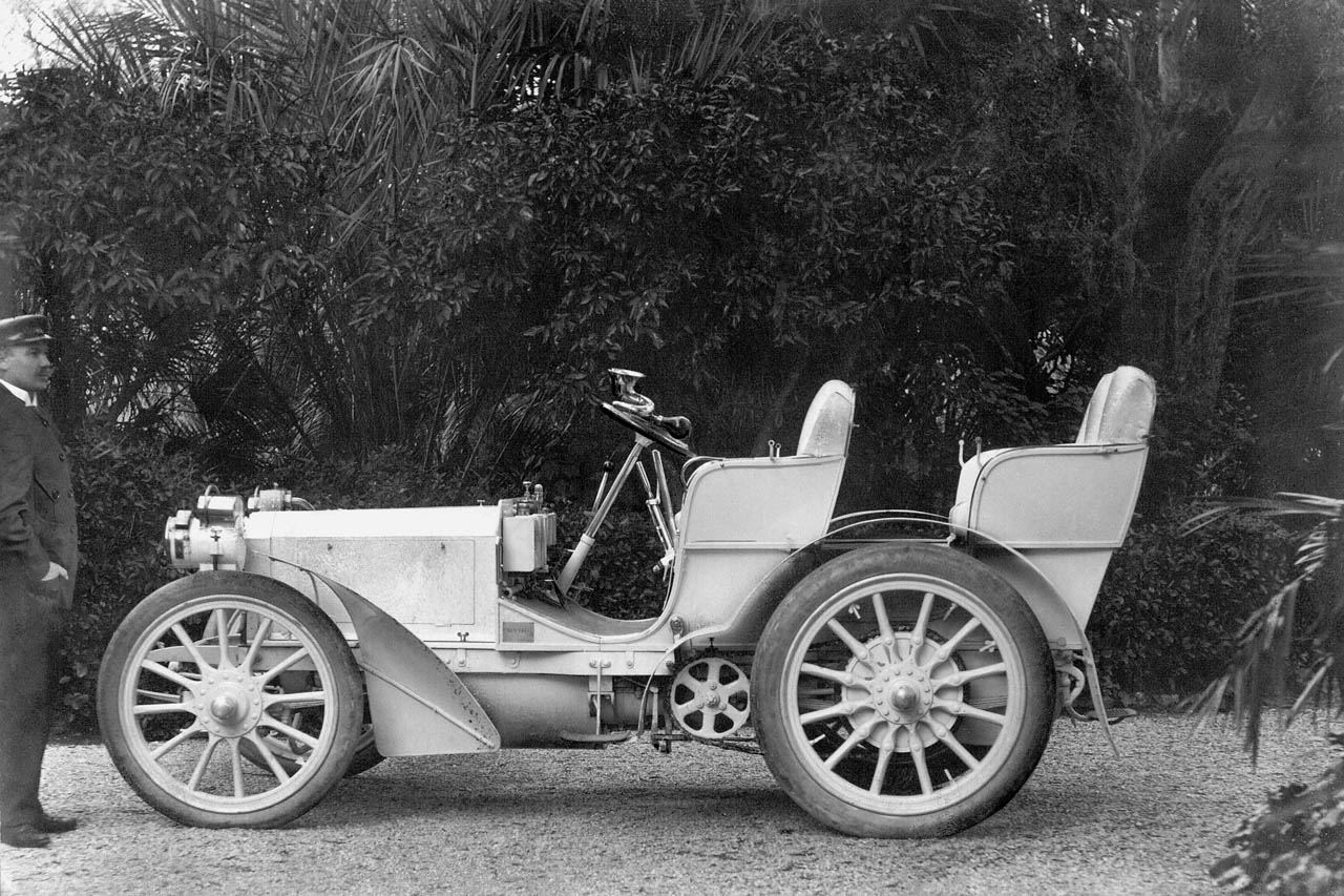 ブランド名「メルセデス」誕生125周年。その名を冠した最初の車「35hp