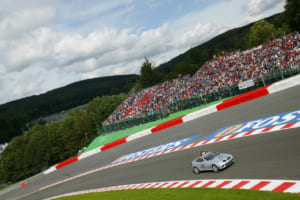 2004-2005年:メルセデス・ベンツ SLK 55 AMG(R171)。