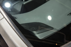 プリウス専用スピーカー取付キット「UD-K401」