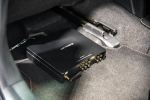 12月発売予定のデジタルプロセッサー「DEQ-2000A」