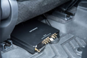 12月発売予定のデジタルプロセッサー「DEQ-2000A」