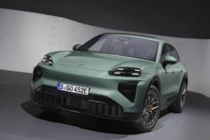 【写真47枚】ポルシェ新型EV「カイエン・エレクトリック」世界初公開。最高出力1156馬力・航続642kmの最強SUV誕生