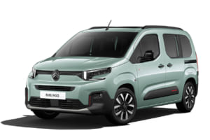 アクアグリーンをまとったシトロエン・ベルランゴ MAX BlueHDi XTR Grip Control Package（5人乗り）