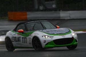 第36回メディア対抗ロードスター耐久レース